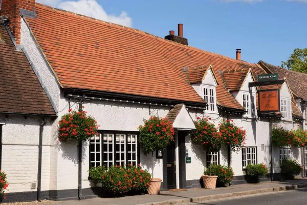 The exterior of The Hand and Flowers in Marlow.