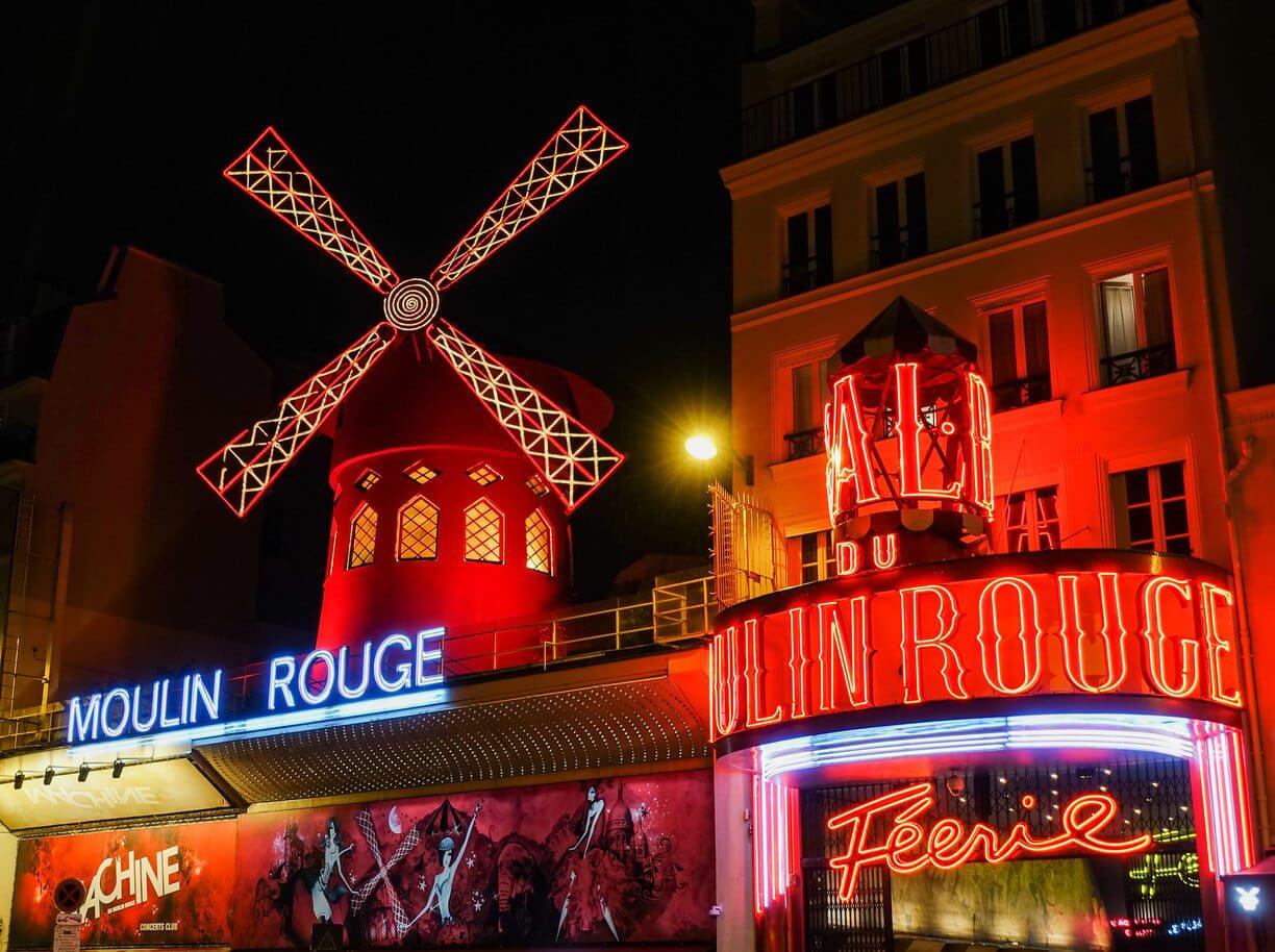 Moulin rouge in Paris