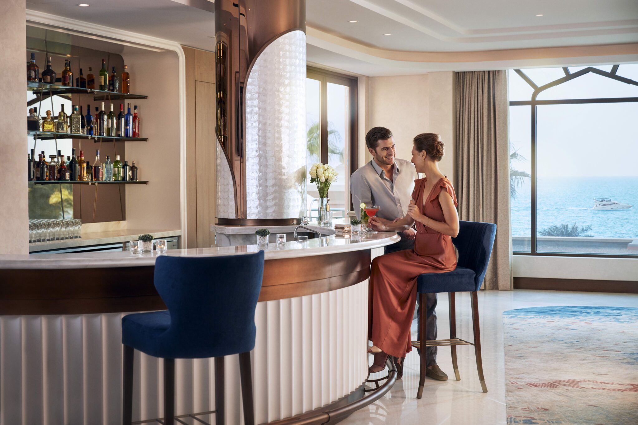 Image of a couple in the foyer in the Imperial Club Lounge